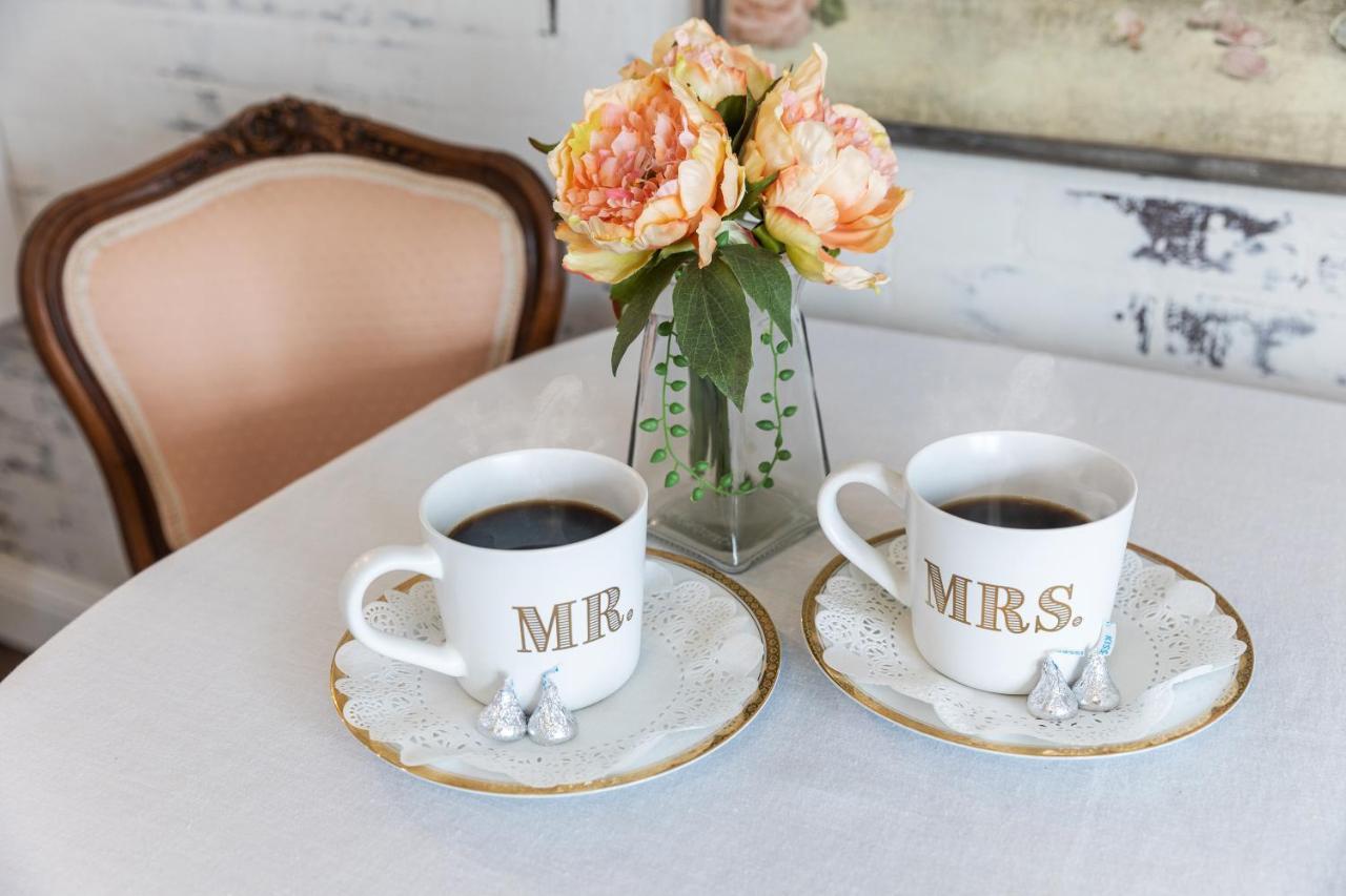 アズレ The Old Liberty Schoolhouse Bed & Breakfast エクステリア 写真