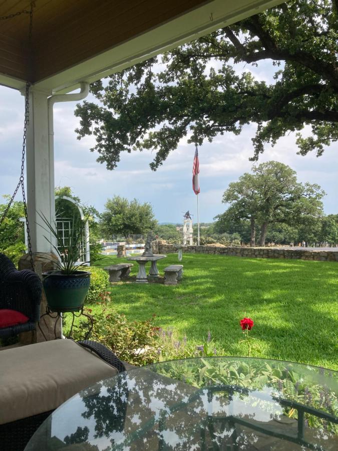 アズレ The Old Liberty Schoolhouse Bed & Breakfast エクステリア 写真