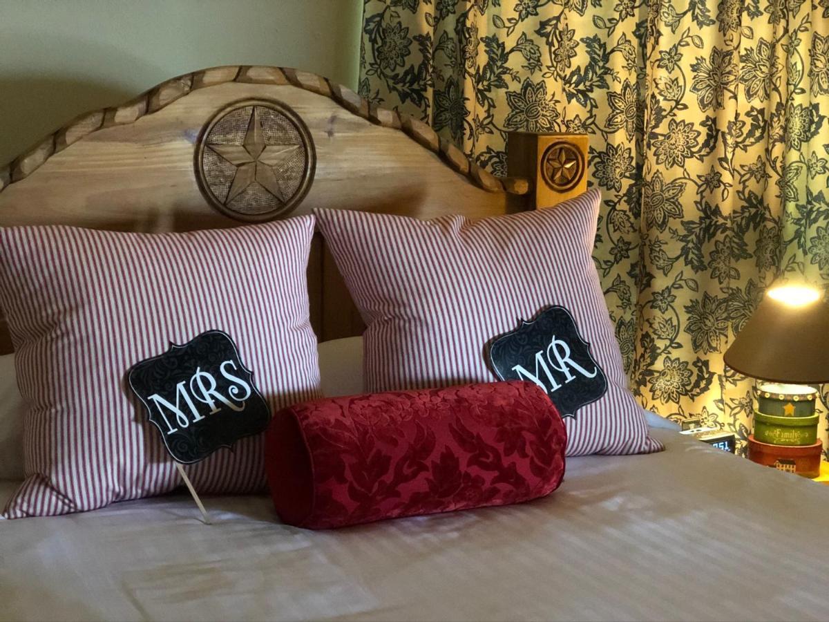アズレ The Old Liberty Schoolhouse Bed & Breakfast エクステリア 写真